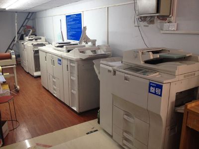 鄭州前沿圖文設(shè)計制作中心 專業(yè)彩色復(fù)印與打印網(wǎng)絡(luò)技術(shù)服務(wù)